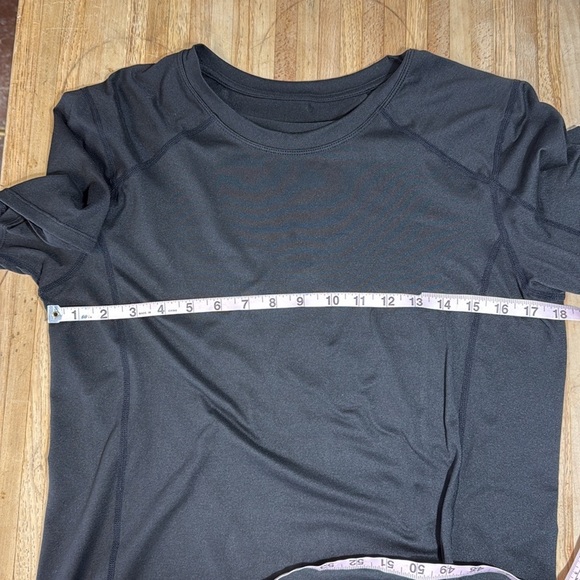 Zyia Active Women’s Size XL Black T-Shirt scoop hem longer in front than back - Picture 4 of 7